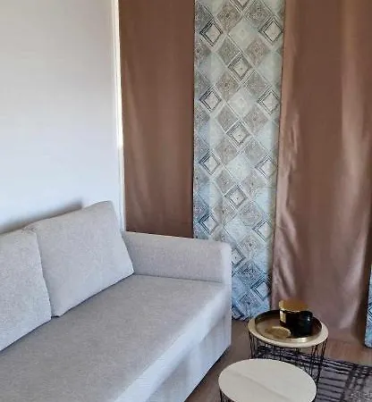 Apartman студио тони 2 с панорамна тераса и морска гледка