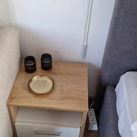 Apartman студио тони 2 с панорамна тераса и морска гледка Várna