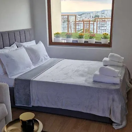 студио тони 2 с панорамна тераса и морска гледка Apartman