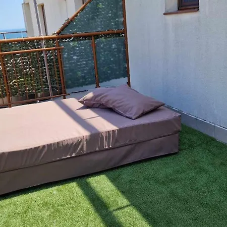 Apartman студио тони 2 с панорамна тераса и морска гледка Várna