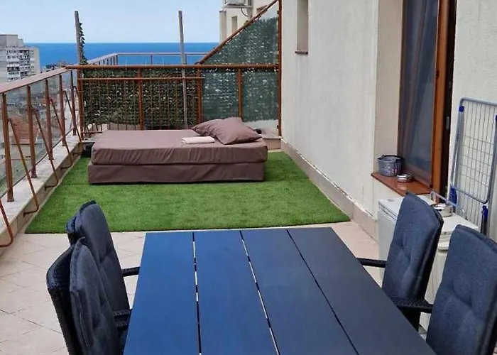 студио тони 2 с панорамна тераса и морска гледка Apartament Varna